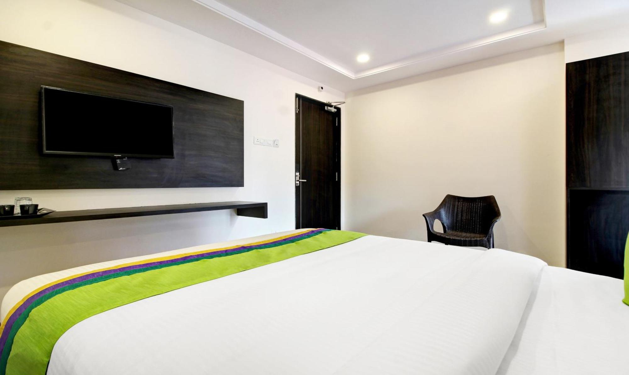 Treebo Trend Excella Hotel Visakhapatnam Exterior foto